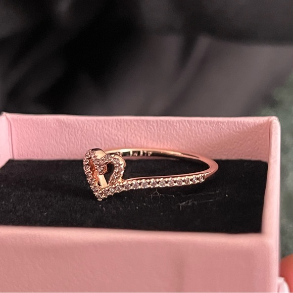 Brand new pandora  Heart Ring - Picture 2 of 4
